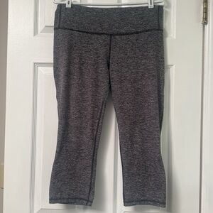 Patagonia Cozy Heather Gray capri Leggings sz Large